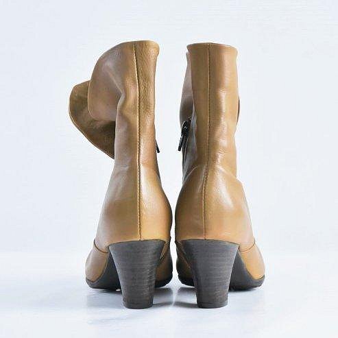 Keeley Ann台灣製造真皮短靴/可反折 24.5-25號穿適合
