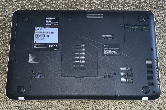 TOSHIBA Satellite L850 i5-3210M