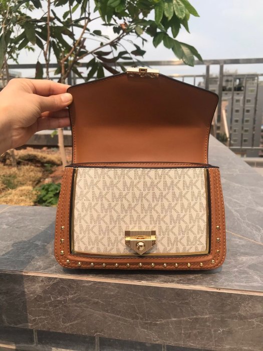 小皮美國代購 Michael Kors MK 新款女士SOHO小號鏈條包 老花拼接鉚釘裝飾單肩斜揹包 附購證