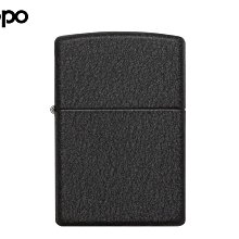 【皇家皮革*台中ZIPPO打火機30年老店】ZIPPO 防風打火機 燃油打火石棉芯*黑色鐵礦石防刮烤漆款*5215-5