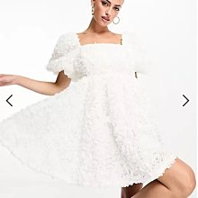 (嫻嫻屋) 英國ASOS-Forever Unique白色立體花朵方領泡泡袖洋裝禮服EF23