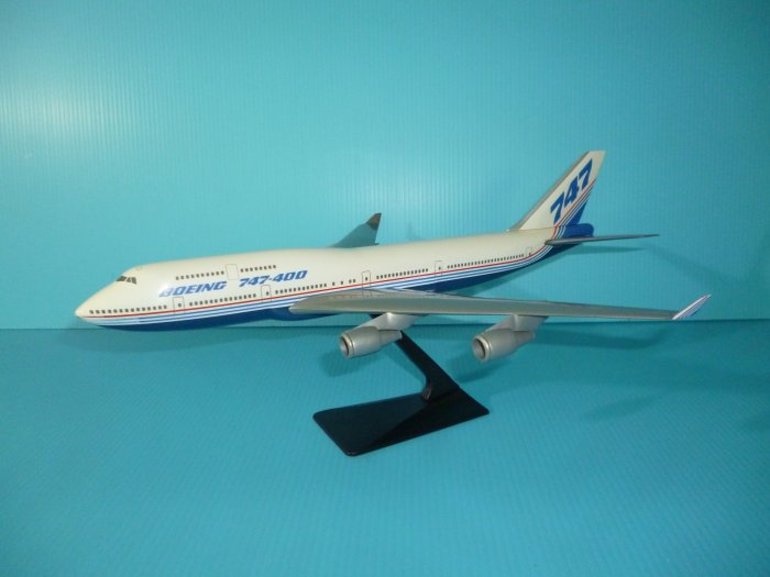 珍上飛模型飛機:B747-400 (1:250)原形機(編號:B747453)