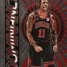 【桃6-0905】DEMAR DEROZAN (SP) 2023-24 PRIZM