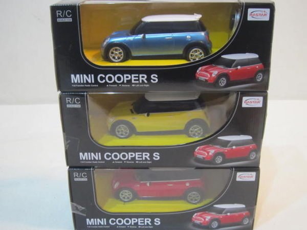 【KENTIM 玩具城】1:24(1/24)全新MINI COOPER S藍色擬真烤漆原廠授權RASTAR遙控車