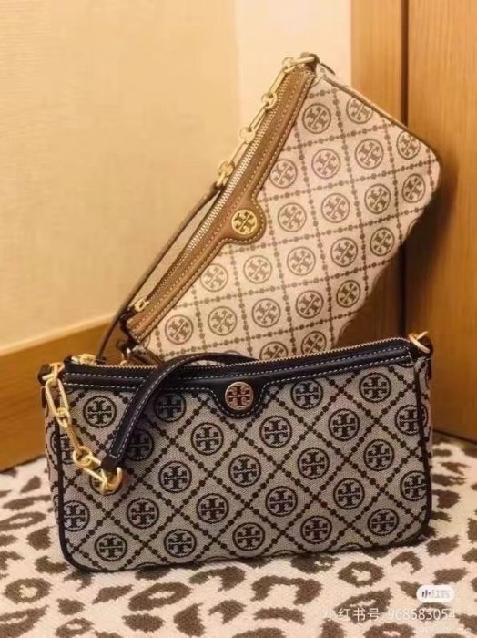 ╭☆包媽子店☆TORY BURCH TB Monogram 女士月牙老花單肩斜挎包 腋下包