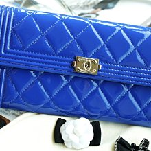 Chanel A80286 Boy L-Gusset wallet Boy 漆皮長夾 閃電藍