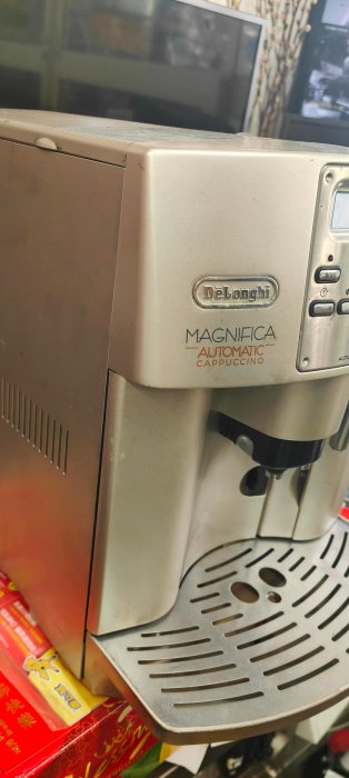 南門餐飲設備拍賣二手義大利迪朗奇全自動研磨咖啡機