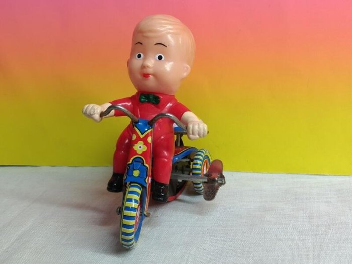 宇宙城 台灣製 小男孩騎三輪車鐵皮發條玩具1個附盒 經典老玩具 早期懷舊收藏