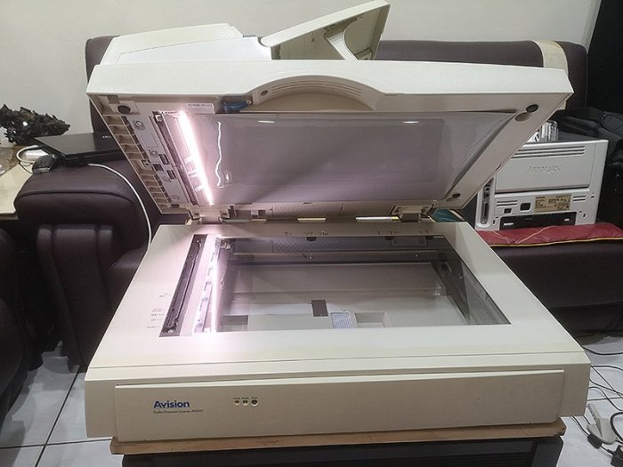 廉售中古AVISION AV8300自動送紙雙面A3掃描器