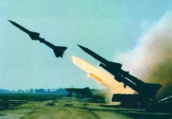 經典武器系列—防空飛彈首次擊落飛機之薩姆2型/紅旗2號 SA-2 --1/35模型代工不含料件收藏品(請先連繫存貨情形)