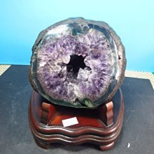 【競標網】天然高檔烏拉圭紫水晶小型晶洞3.5公斤(贈特製木座)(網路特價品、原價7000元)限量一件