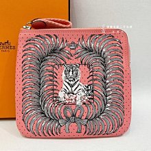 遠麗精品(板橋店) S1999 HERMES K4玫瑰粉Swift皮老虎花紋零錢包