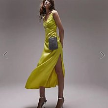 (嫻嫻屋) 英國ASOS-Topshop黃色蕾絲V領拼接鍛面長裙洋裝禮服EF23