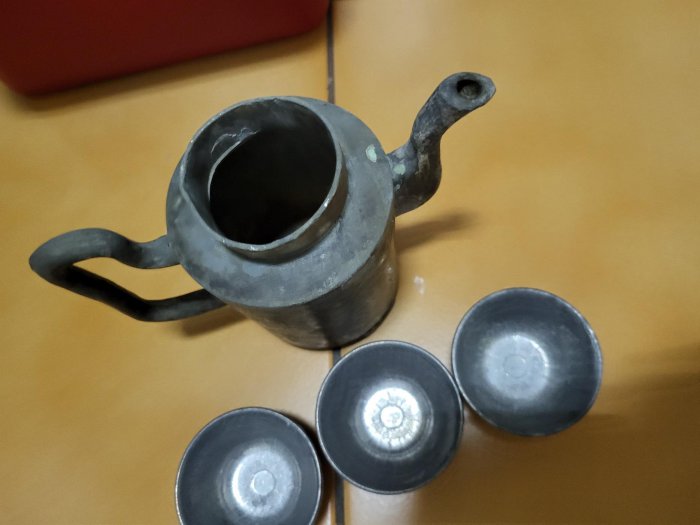 老錫壺，鋁製杯