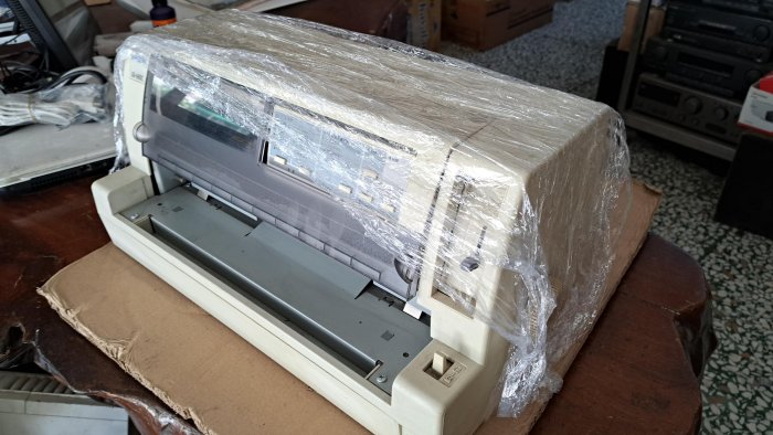 [中友列表機專賣店]EPSON 點陣式印表機 LQ-680C (備品極新機器)