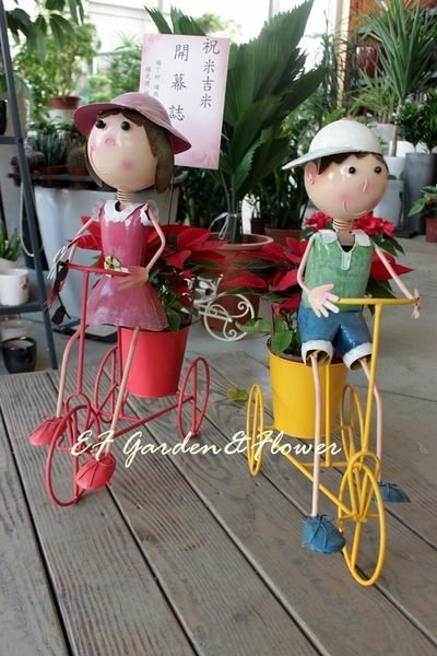 【EF Garden&Flower】鄉村鐵器腳踏車娃娃(一對) 花園飾品/庭園搭配