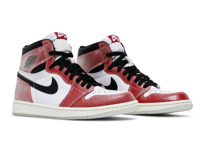 TROPHY ROOM x NIKE AIR JORDAN 1 Retro High OG SP 芝加哥配色。太陽