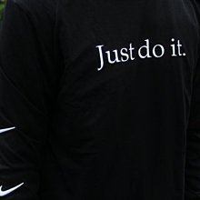 南 現 NIKE NSW JUST DO IT TEE 滿版 小勾勾 長袖T恤 黑色 AA6593-010