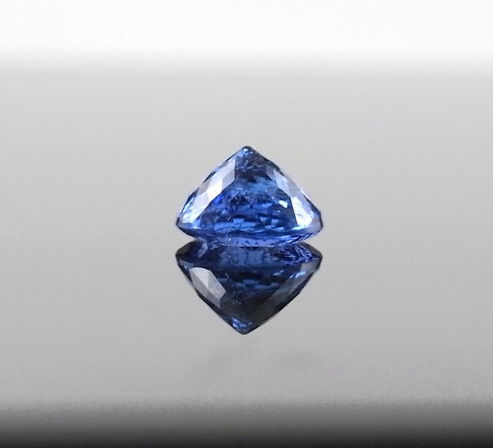 裸石0798  圓形切割 丹泉石 坦桑石2.08ct  (7.7)