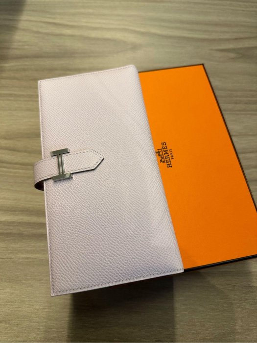 全新品 愛馬仕全配 美國購買證明 Hermes bearn wallet 超美Bearn 實用經典 粉色 夢幻紫 新色 女款 長夾 薄款皮夾 現貨