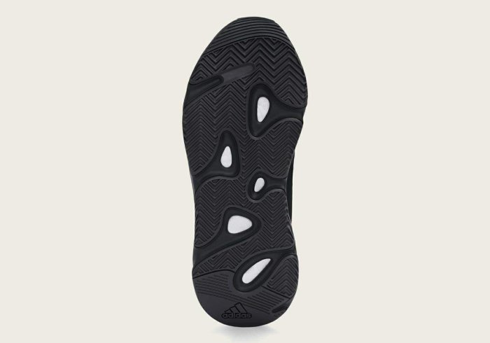 Adidas Yeezy Boost 700 MNVN 反光 男鞋 女鞋 男碼 女碼 男段 女段 Triple Black 黑魂 全黑 純黑 黑色 各尺寸