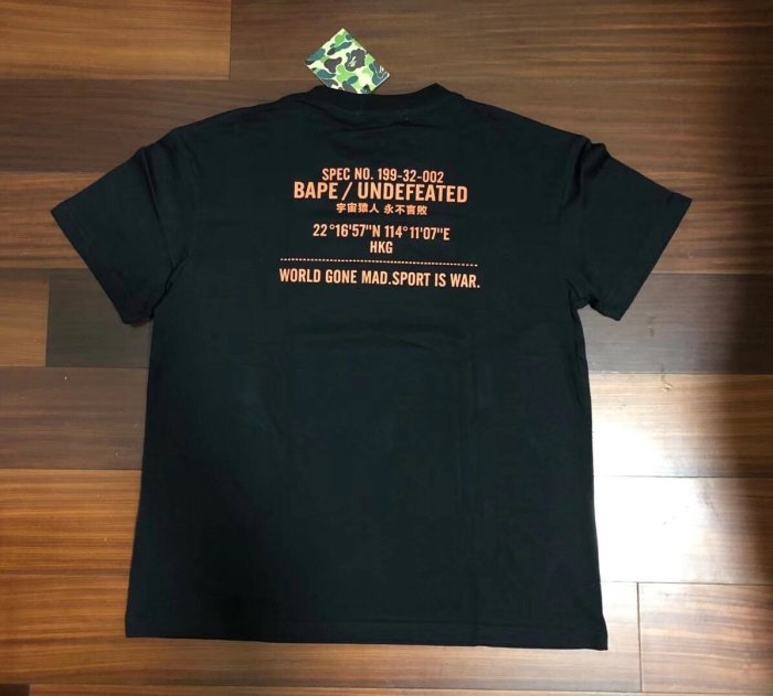 【熱賣精選】 正品日本bape x undefeated 新款19SS橘色宇宙猿人永不言敗迷彩黑色聯名款短袖T恤tee