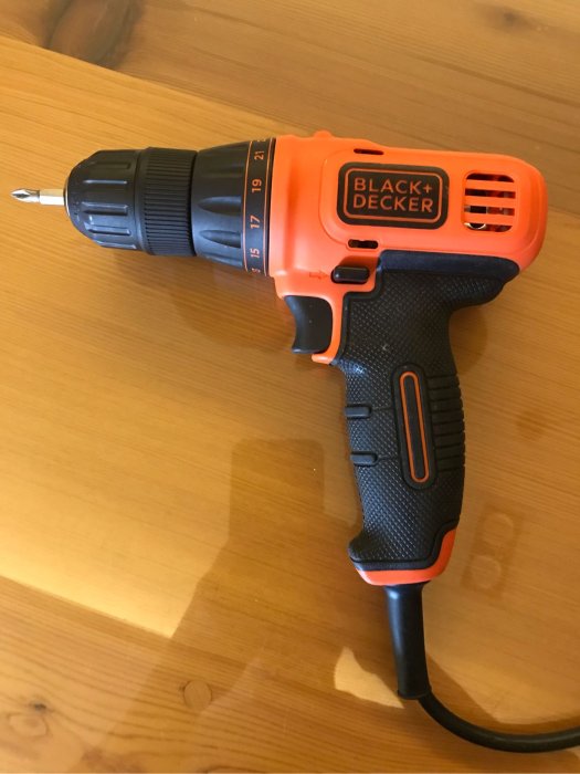 二手良品 中古 B&D Black + Decker 90W 插電 起子機 螺絲起子 KR112 9.5成新 只用過二次