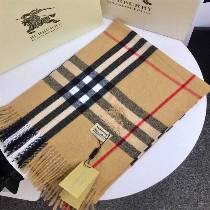 特賣（本週免郵）絕對正品BURBERRY 博柏利 戰馬繡標 羊絨圍巾/ 披肩 精裝禮品 經典格子/ 大格紋/ 多色可選-