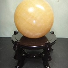 【競標網】天然漂亮特級黃玉球1.37公斤95mm~招財(贈座)(回饋價便宜賣)限量5組(賣完恢復原價600元)