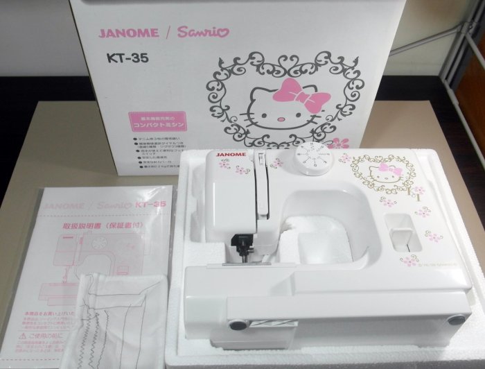 【日本帶回 美品 再追加】日本原裝 Janome 車樂美 Hello Kitty 凱蒂貓 電動縫紉機 輕巧型 初學者適用