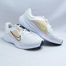 NIKE DD9291103 WMNS QUEST 5 女 慢跑鞋 橡膠大底 白×橘【iSport愛運動】