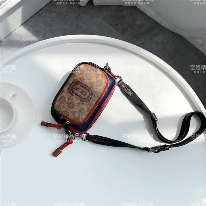 空姐精品代購 COACH 89478 2020 熱賣新款 男士小號 單肩斜挎 側背包 小手袋 防刮防水 附購證 下標送禮