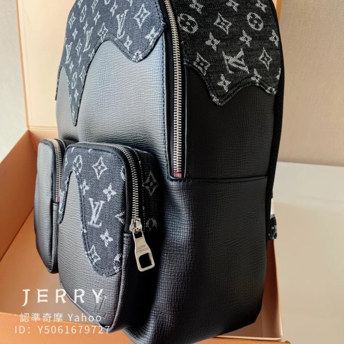 Louis Vuitton Backpack Multipocket (M45973)