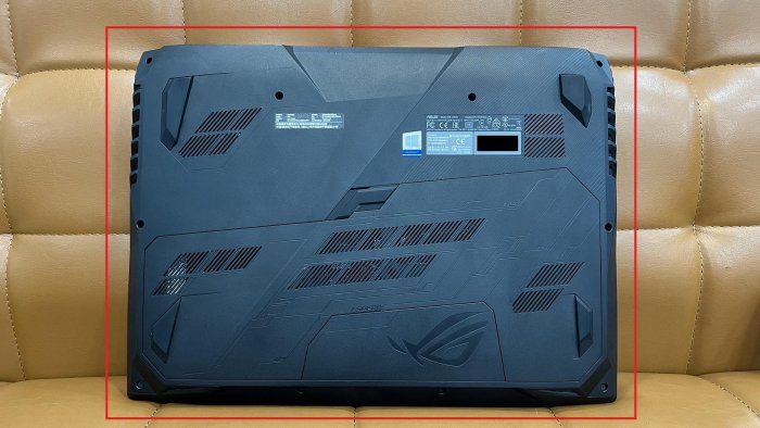 【艾爾巴二手】ASUS G703GXR i9-9980HK/32G/1.33T 銀灰#二手筆電#板橋店27398