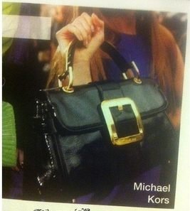 Nejma 質感上乘手感一流的MICHAEL KORS高級時裝系列金色大方釦凱莉包MK