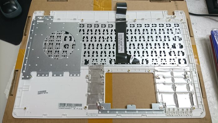 全新 ASUS 華碩 C殼(白色) X550 X550V X550C A550 A550V 現場立即維修/更換 現貨