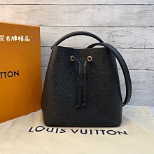 《真愛名牌精品》LV M45256 NéoNoé MM  黑壓紋 全皮款 兩用 水桶包 *全新*