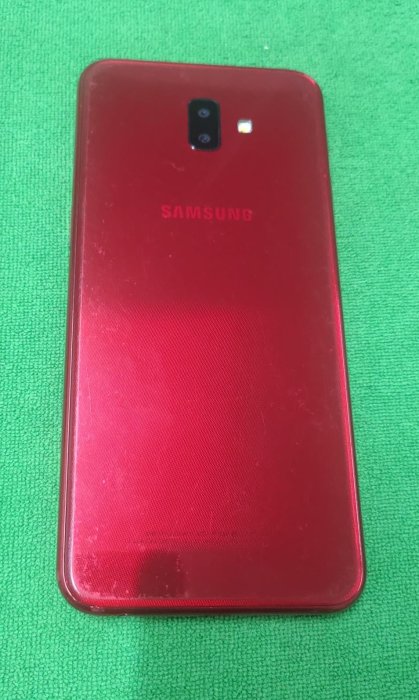 三星 Galaxy J6+紅色6吋全螢幕手機型號:SM-J610G 系統: Android 10 4G/64G 二手 外觀九成新 使用功能正常 已過原廠保固期