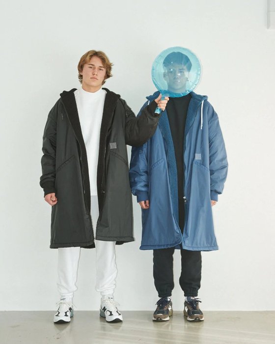 【MOMO全球購】SFC BENCH COAT 輕質防水尼龍保暖抓絨連帽風衣外套 22aw