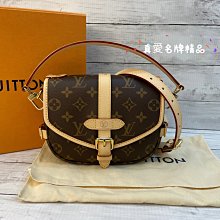 《真愛名牌精品》LV M46740 Saumur BB 老花 新款 兩用 馬鞍包  *全新品*