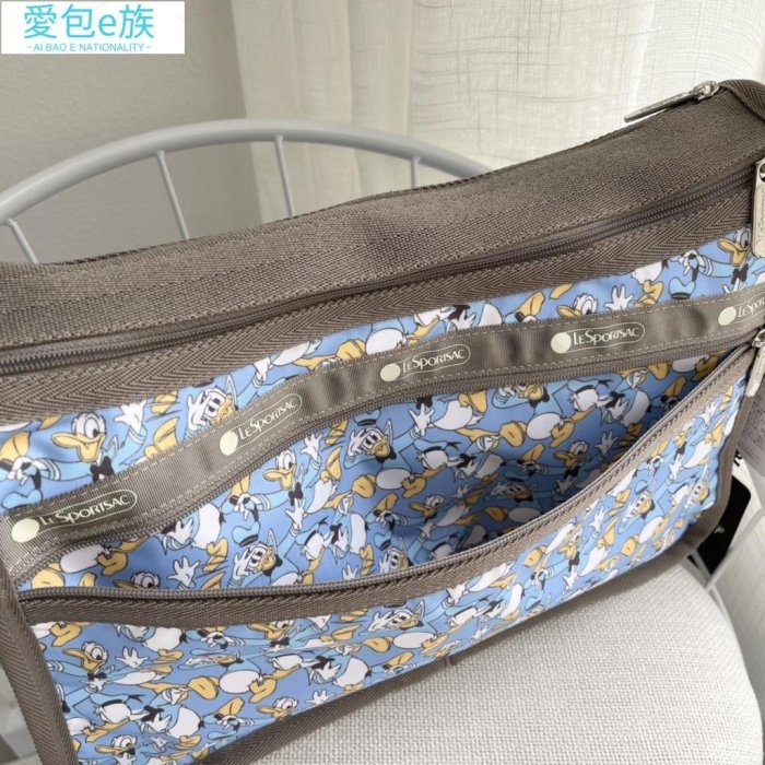 Lesportsac 7507 【 50 新款】大號背斜背手拿斜背包防水輕便媽咪包旅遊斜挎女包附收納袋-愛包e族