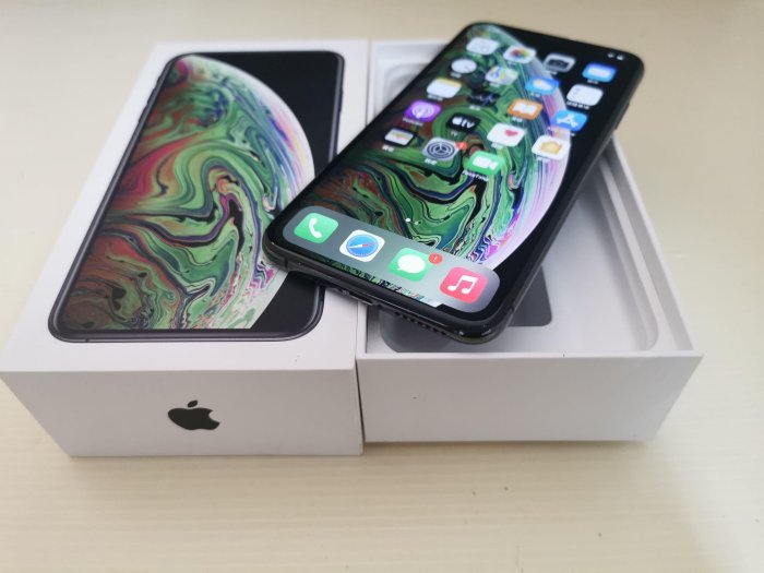 64GB 無傷二手功能正常 APPLE iphone xsmax xs max 只賣6千5也可用各式物品換