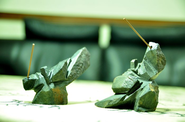 蘇瑞鹿老師   舞動太極  石雕創作 - 4件  迷你品組   四小天王 3   (4尊都可以拿線香哦)