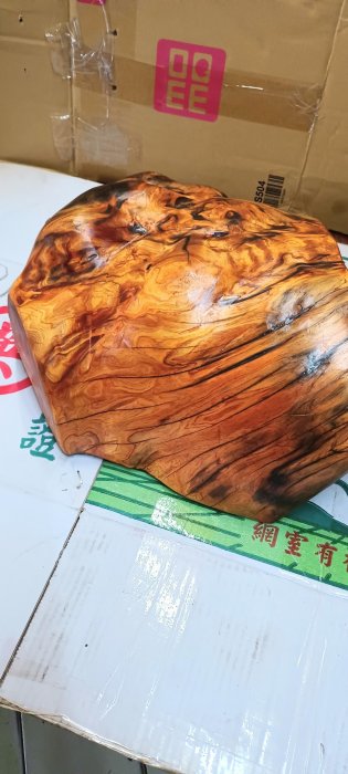 台灣黃檜木扁柏重油味香根料瘤花（可貨到付款）
