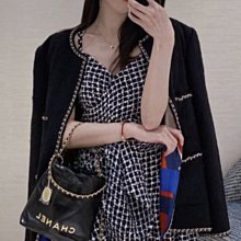 CHANEL 2023 新款 AS3980 22 mini hobo 黑 金鍊