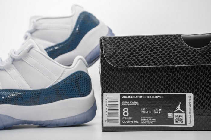 奢華升級－AIR JORDAN 11 RETRO LOW LE“Snakeskin”藍蛇紋 CD6846-102