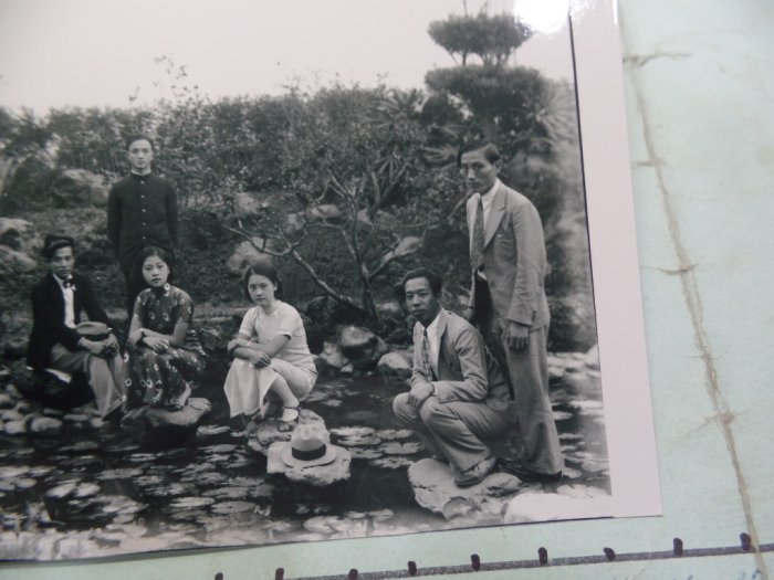 台北艋舺林家帥哥與美女,日據時期大底片+洗出照片(台北帝國大學畢業的人所擁有的一堆照片中的一張), 古董黑白,照片,相片