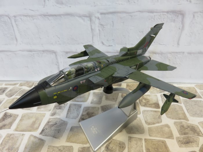 宗鑫貿易 1/72 Corgi AA33619 Panavia Tornado GR 4 龍捲風戰機