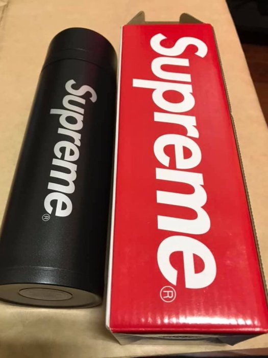 17 Supreme X Zojirushi Tuff Mug 日本象印保溫瓶/水壺黑色字體全新品