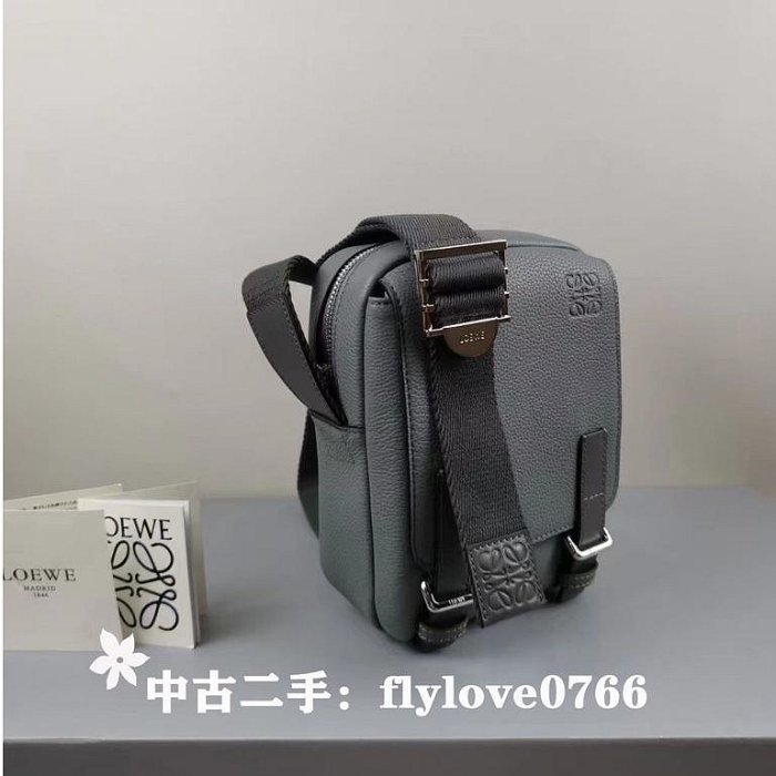 中古二手LOEWE Military Crossbody 超小號男士郵差包/斜跨包 A7375